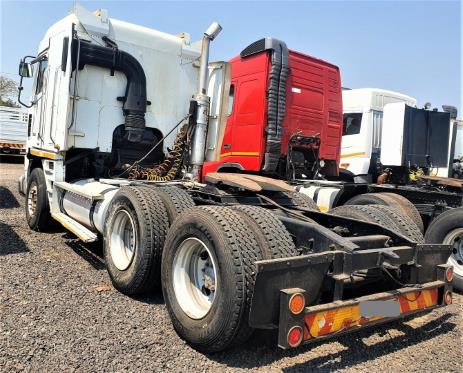 Freightliner ARGOSY Trans Wes Afslaers