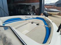 Raven Excel 19ft with 200 mercury optimax AUTOMATIC The Diff & Chain