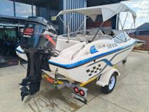 Raven Excel 19ft with 200 mercury optimax AUTOMATIC The Diff & Chain