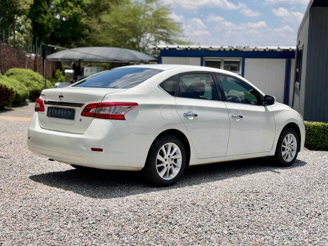 Nissan Sentra 1.6 Acenta Auto Fourbuy Fourways Gardens