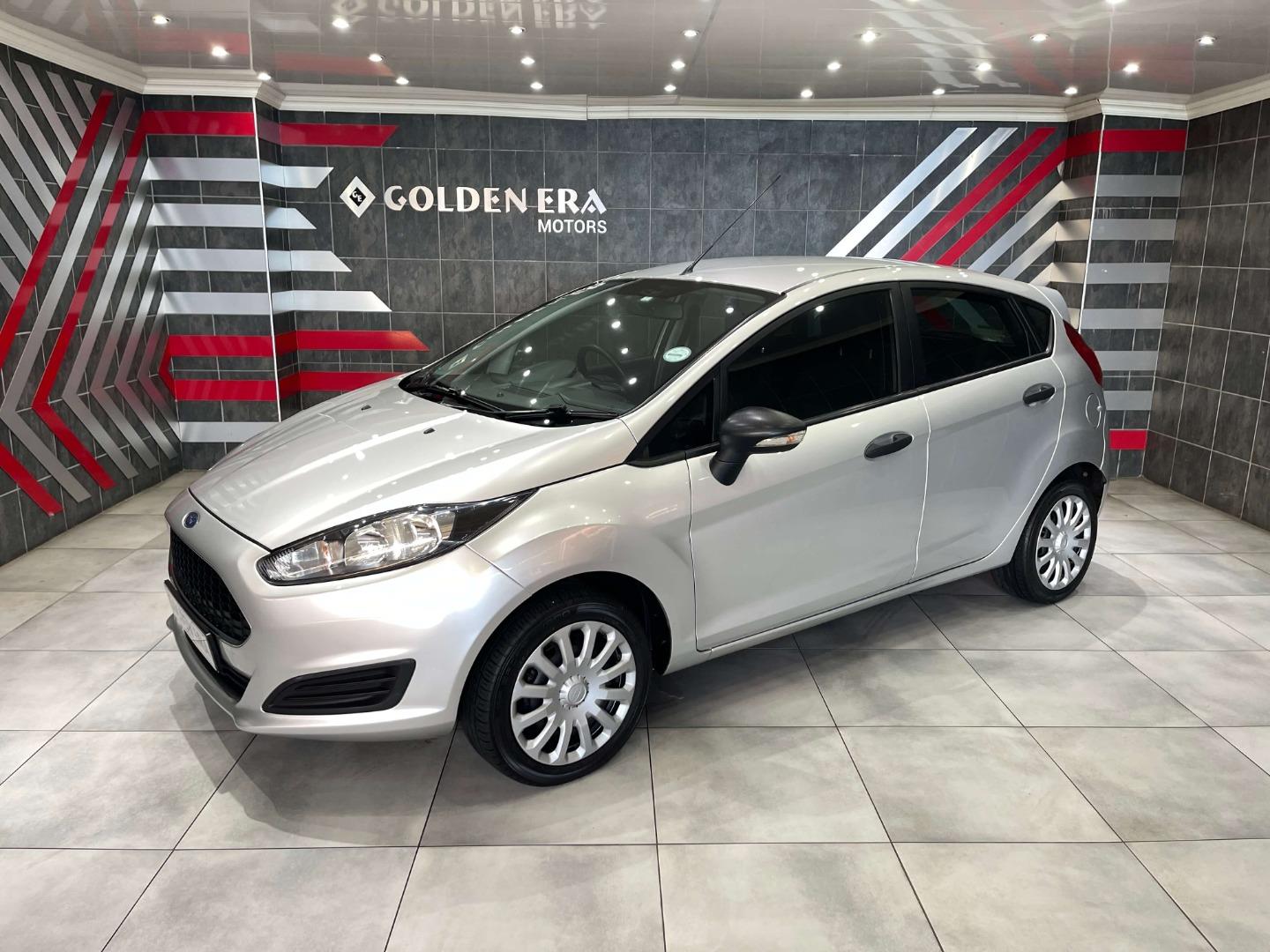 Pre-owned - 2017 Silver FORD FIESTA 5-door 1.4 Ambiente (aircon+audio) with 113000 km