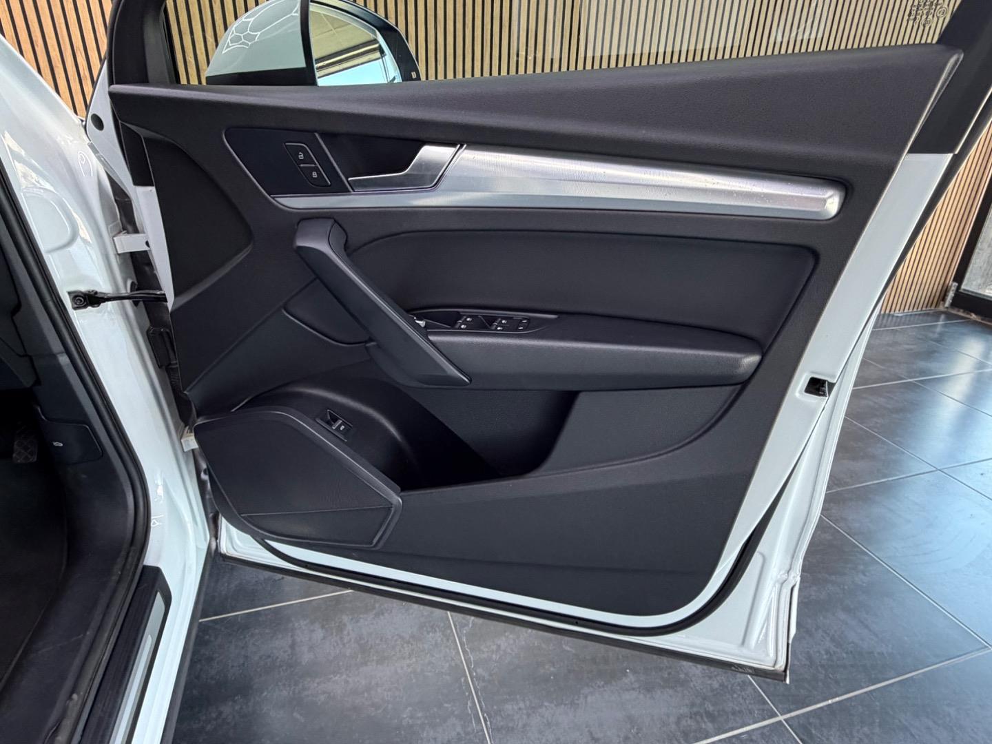 2020 Audi Q5 thumbnail 7