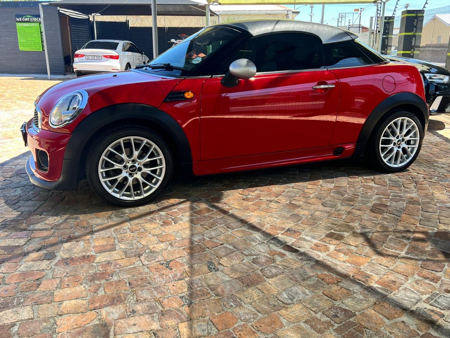 MINI Coupe Cooper Coupe Pre-Owned Pros