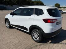 Renault Triber 1.0 Dynamique U.M.P motors