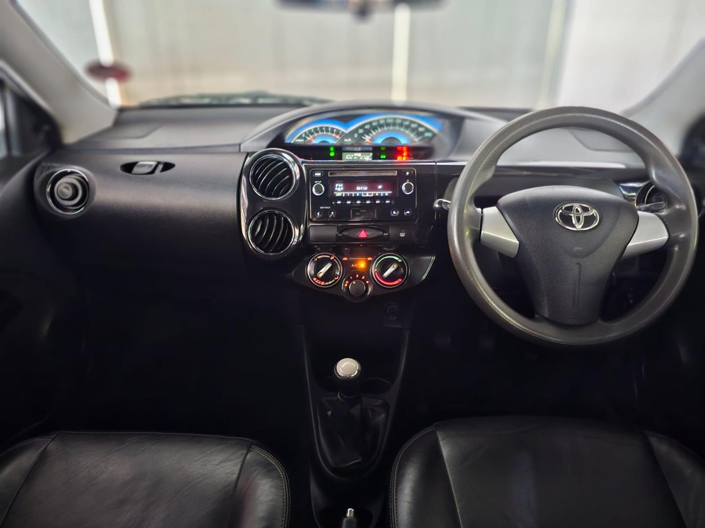 Toyota Etios Cross 1.5 Xs AutoHotSpot