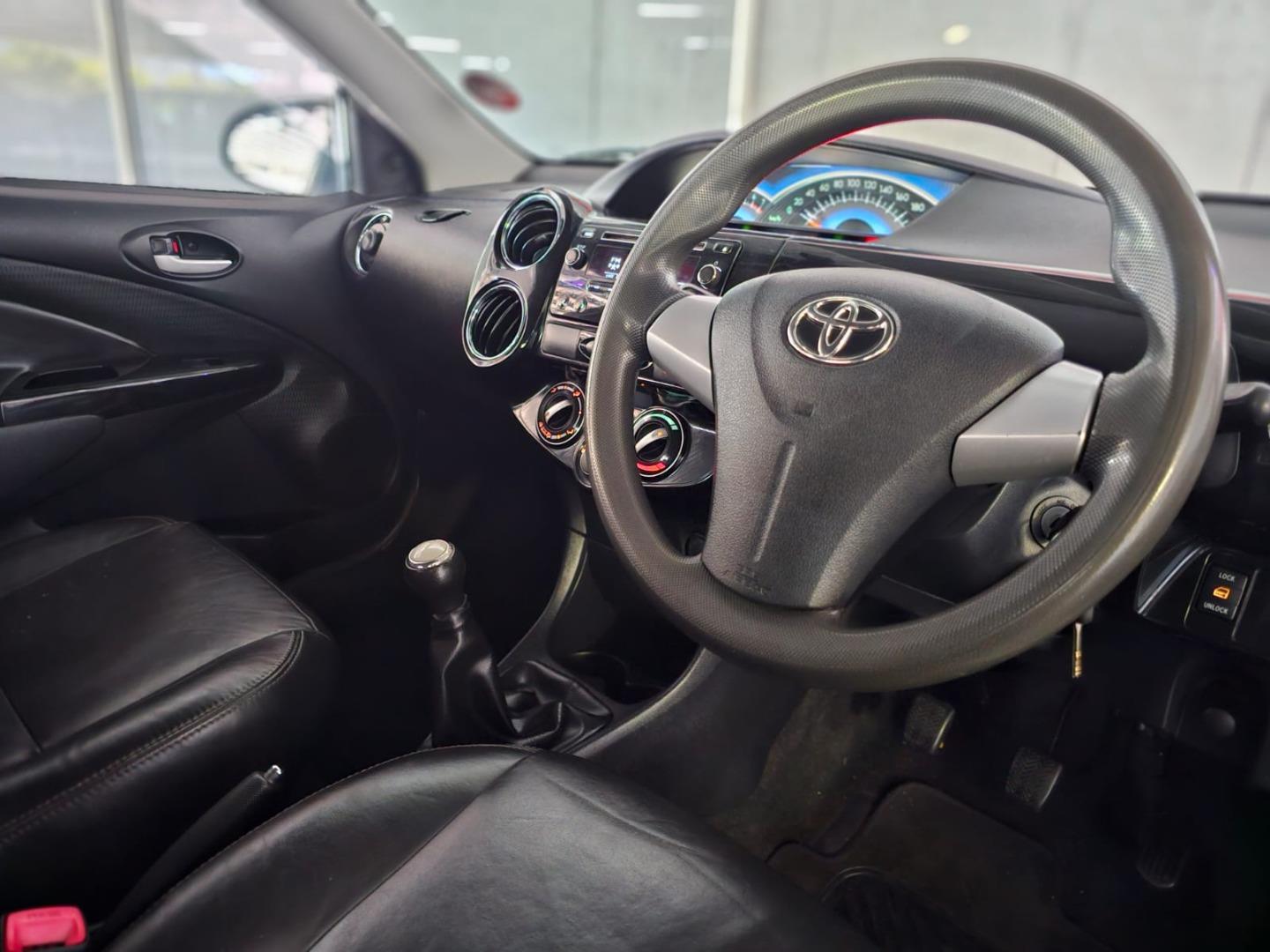 Toyota Etios Cross 1.5 Xs AutoHotSpot