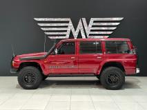Nissan Patrol Y60 4.8 Moto Village