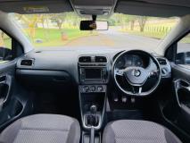 Volkswagen Polo Sedan 1.4 Comfortline Wescole Cars
