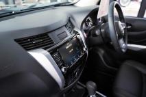 Nissan Navara 2.5DDTi Double Cab LE Plus Bruma Nissan