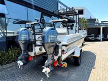 CARRYCAT 620 Center Console SMG Yamaha