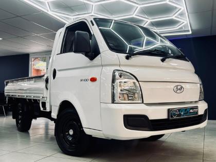 Hyundai H-100 Bakkie 2.6D Deck (Aircon) Dlr Exclusive