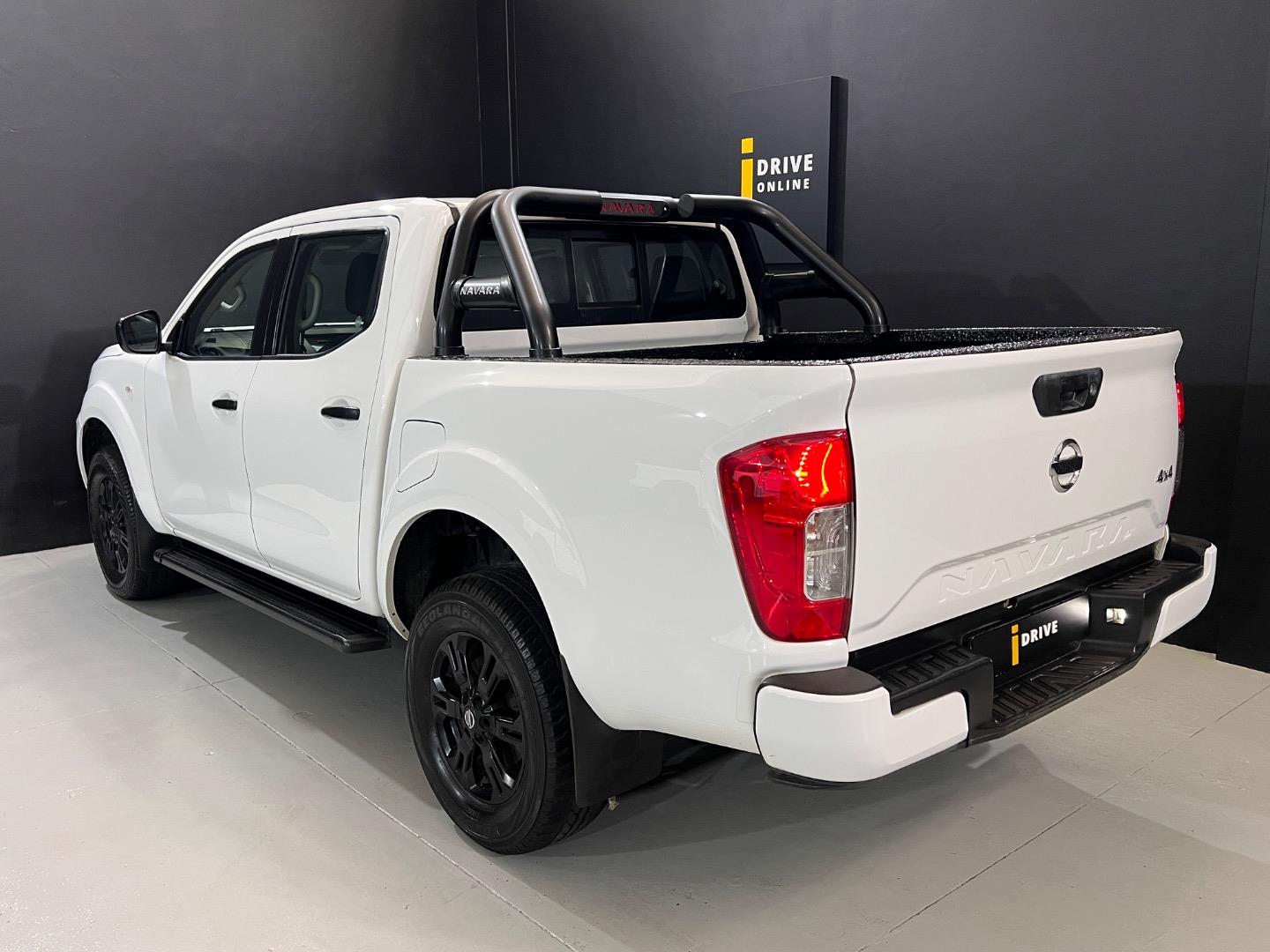 Nissan Navara 2.5DDTi Double Cab SE Plus 4x4 iDrive Online