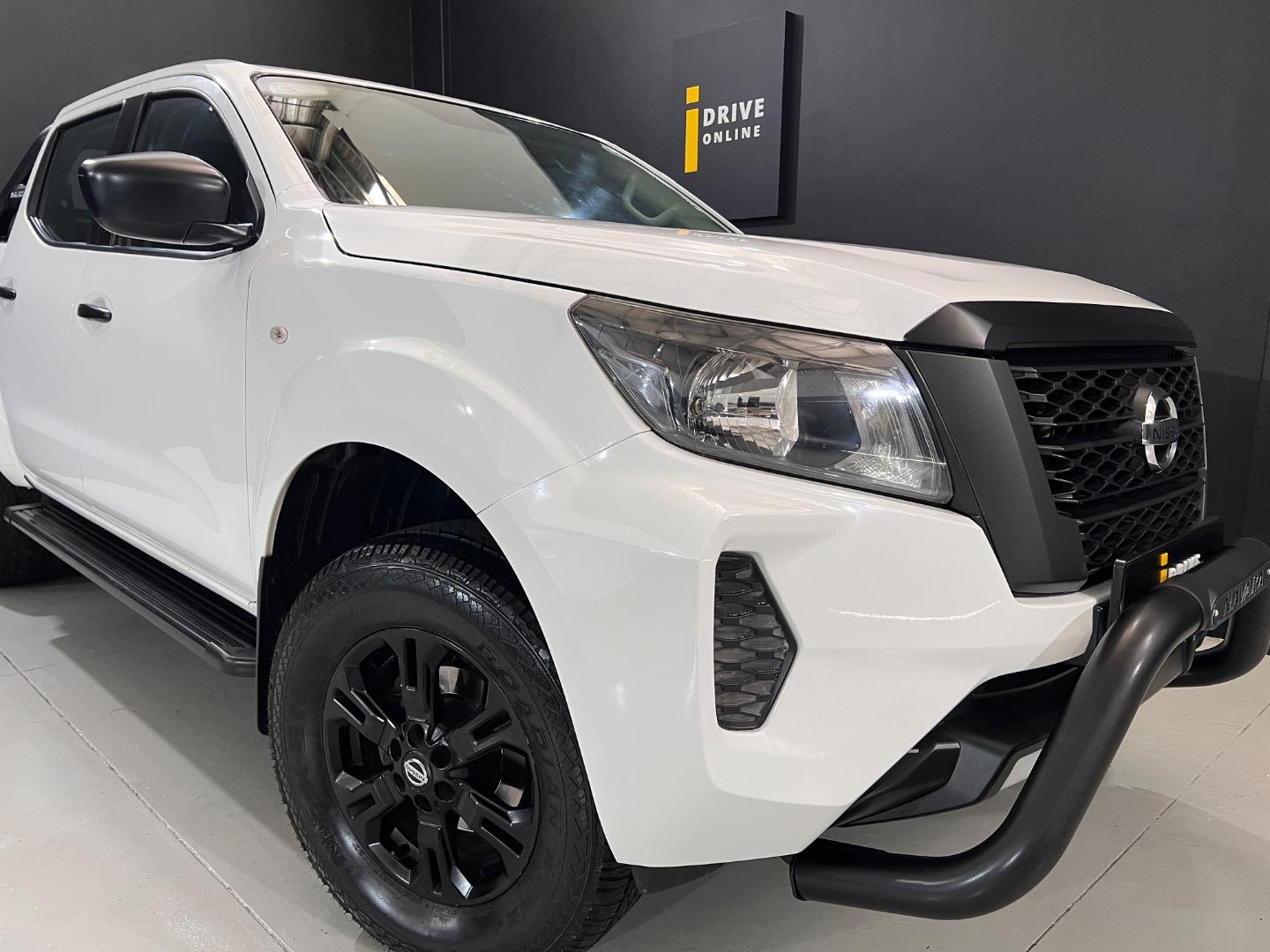 Nissan Navara 2.5DDTi Double Cab SE Plus 4x4 iDrive Online