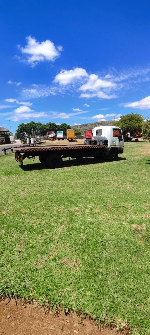 Hino Ranger 9-136 ROLL BACK Salaamat Motors