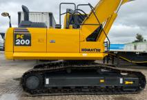 Komatsu PC200-8 excavator Pomona Road Truck Sales