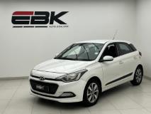 Hyundai i20 1.4 Fluid Auto Ebk Auto Dealers LA Rochelle