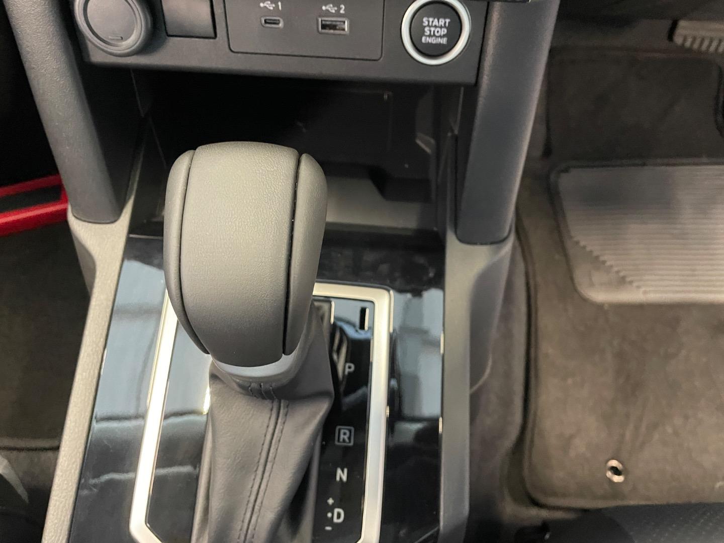 Mitsubishi Triton 2.4DI-D Double Cab GLS 4x4 Auto Hyundai Mobeni