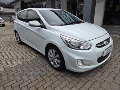 Hyundai Accent Hatch 1.6 Fluid Jaysmart Motor