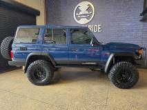 Toyota Land Cruiser 76 2.8GD-6 Station Wagon VX Dealfin (Pty) Ltd