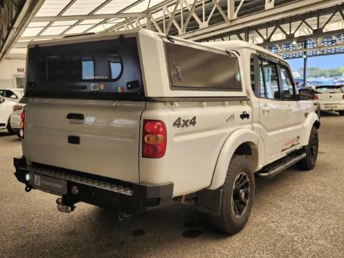 2023 Mahindra Pik Up 2.2CRDe Double Cab 4x4 S11 Karoo Dew for sale