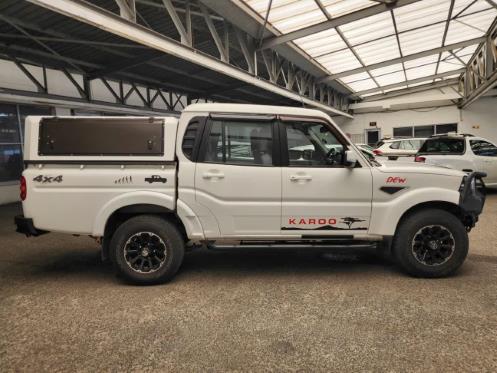 2023 Mahindra Pik Up 2.2CRDe Double Cab 4x4 S11 Karoo Dew for sale