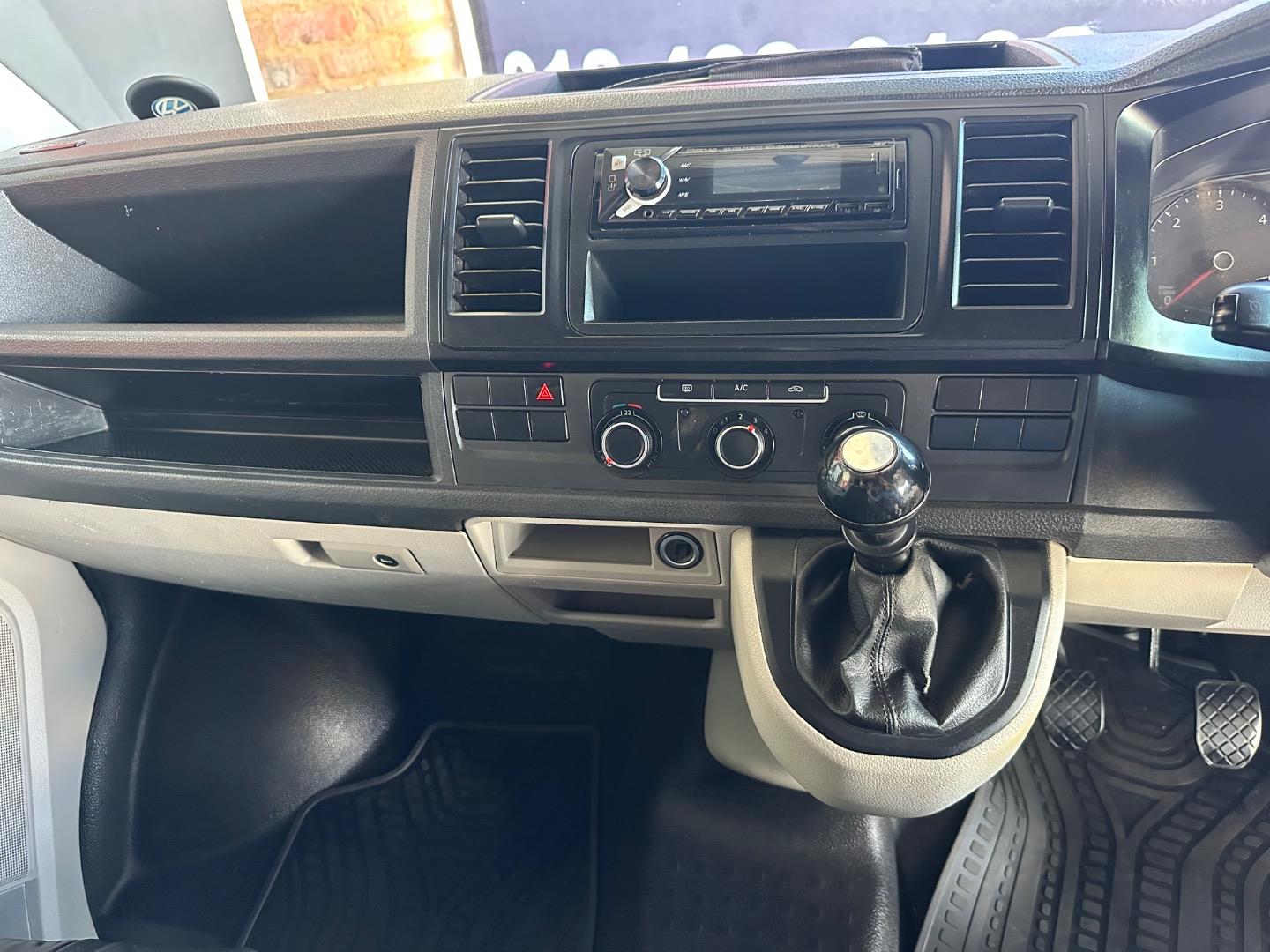 Volkswagen Transporter 2.0TDi Midcity Motors 2