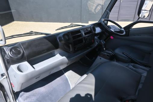 2017 Hino 300 Series 815 4-TON for sale