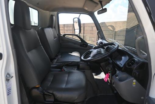 2017 Hino 300 Series 815 4-TON for sale