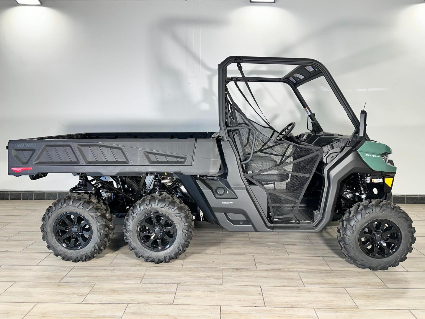 2026 Can-Am Traxter HD10 6 x 6  for sale
