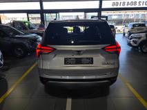 Mahindra XUV700 2.0T AX7 BB Mahindra Silverton