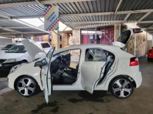 2014 Kia Rio hatch 1.4 Tec for sale