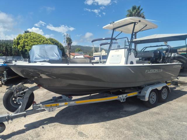 Fusion 19 with 2 x 100HP Suzuki Four Stroke includes Minn Kota Ulterra Tait Marine