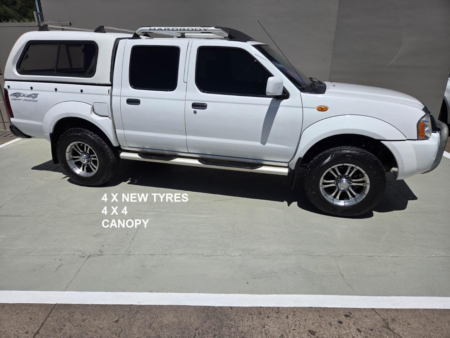 Nissan Hardbody 2.4 16V Double Cab 4x4 SE KZN Motors