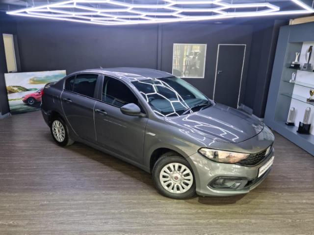 Fiat Tipo Sedan 1.4 Arnold Chatz Cars