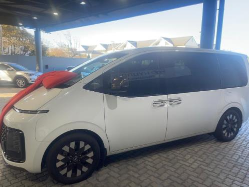 2025 Hyundai Staria 2.2D Luxury for sale