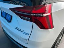 Mahindra XUV700 2.0T AX5 Gys Pitzer Motors Silverlakes