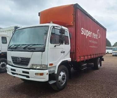 Nissan UD 90 Trans Wes Afslaers