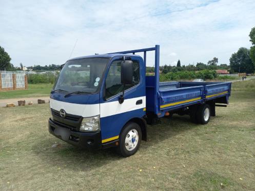 2013 Hino 300 Series Dropside for sale