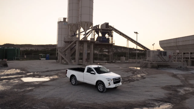 Isuzu D-Max L LS LSE VCross V-Cross V Cross AT AT35 Artic Trucks 35 