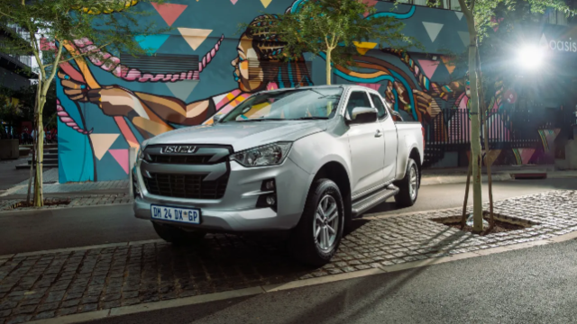 Isuzu D-Max L LS LSE VCross V-Cross V Cross AT AT35 Artic Trucks 35 