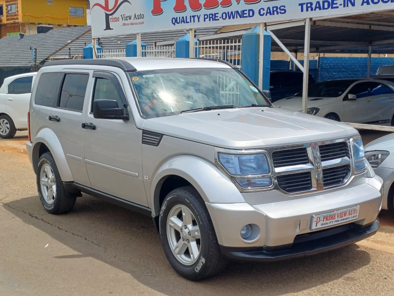 Dodge Nitro 3.7 SXT Prime View Auto