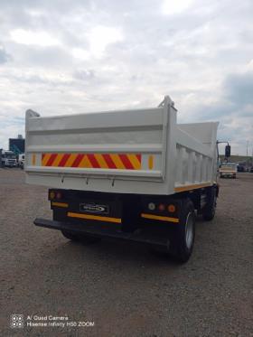 2015 Hino 500 1324 6 CUBE TIPPER for sale