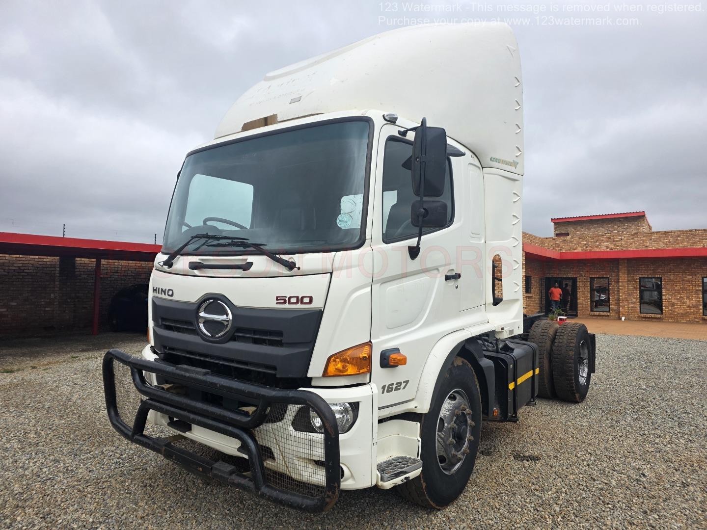 2020 Hino 500 Series 1627, 4x2, TRUCK TRACTOR, +/-533 000KM's for sale