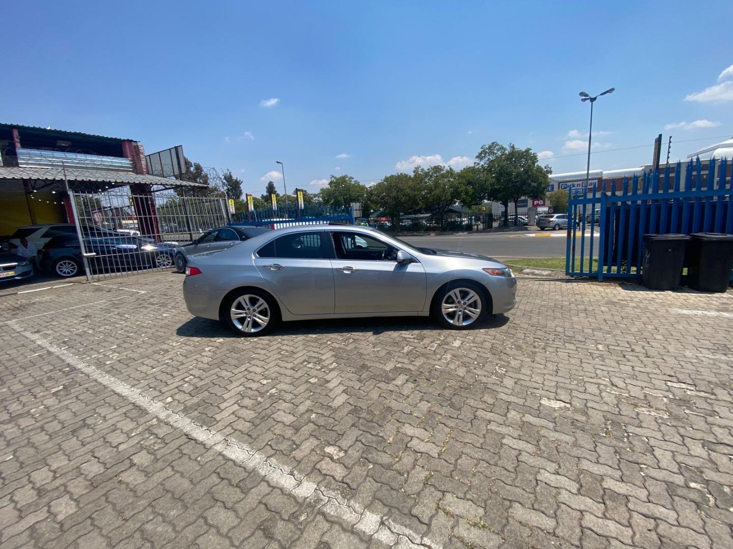 Honda Accord 2.4 Executive Auto Immaculate Cars
