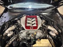 Nissan GT-R Black Edition Lemon Garage