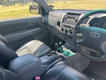 Toyota Hilux V6 4.0 Double Cab 4x4 Raider Auto Blue Route Auto