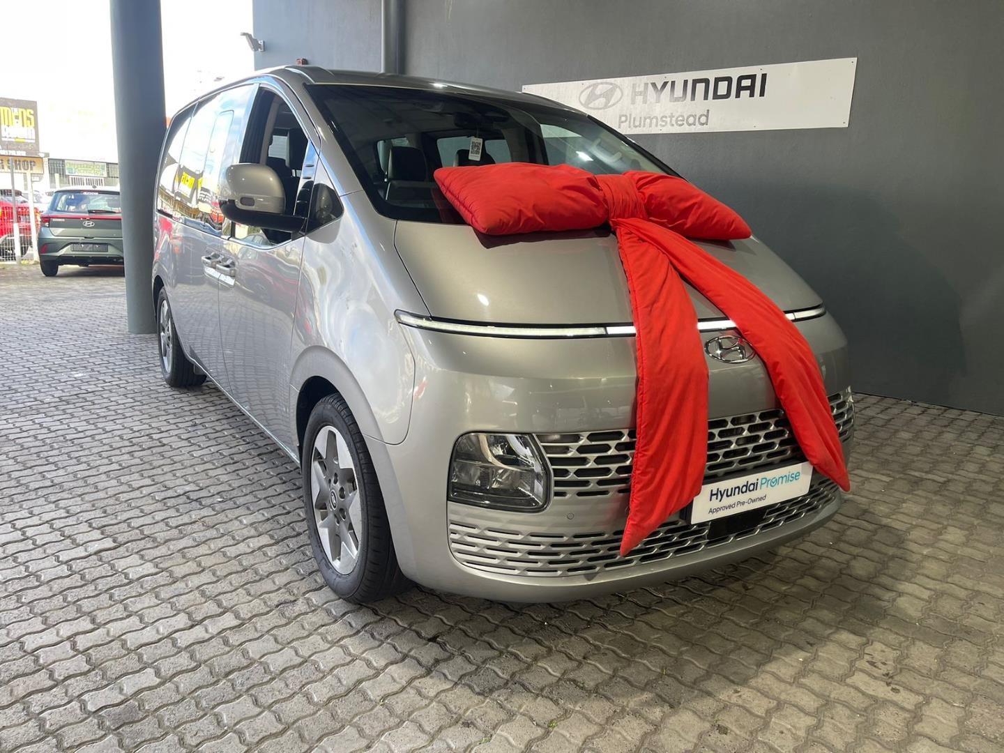 2022 Hyundai Staria 2.2D Elite 9-seater for sale