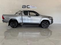 Toyota Hilux 2.4GD-6 Xtra Cab Raider Auto AC Exclusive Cars