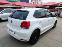 Volkswagen Polo Vivo Hatch 1.4 Comfortline Vivoworld