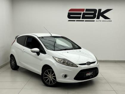 Ford Fiesta 1.4 3-Door Titanium Ebk Auto Dealers LA Rochelle